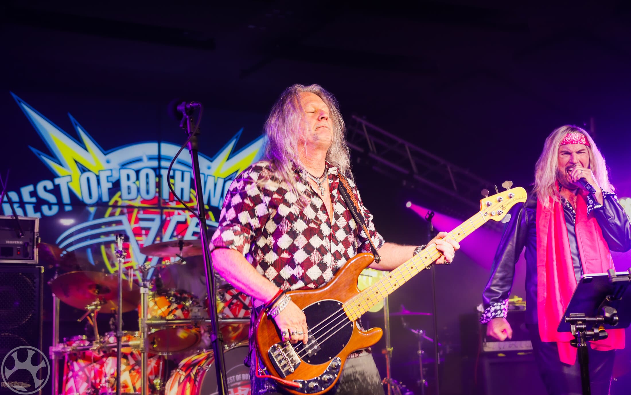 Michael Spencer and Gary Burnley performing live with Best of Both Worlds.